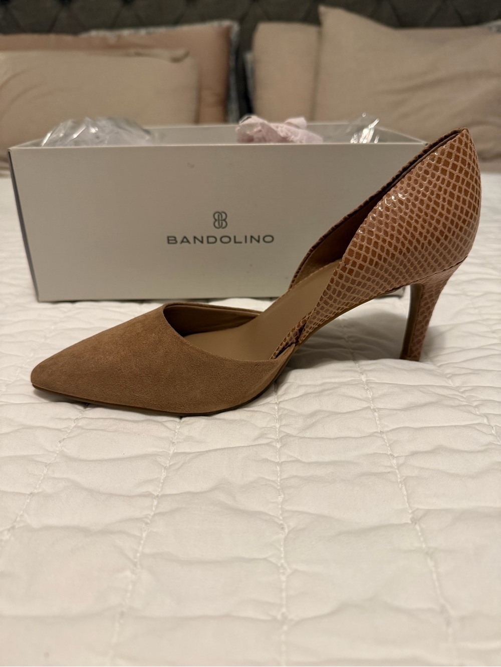 Bandolino Two-Tone Brown Pointed D'Orsay Pump